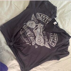 Windsor Black Graphic Tee